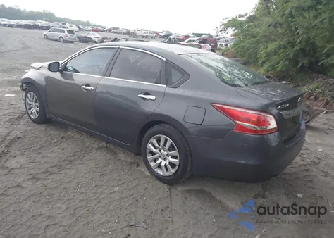 2013 Nissan Altima 2.5 S z USA, uszkodzony, nr VIN 1N4AL3AP5DC227560